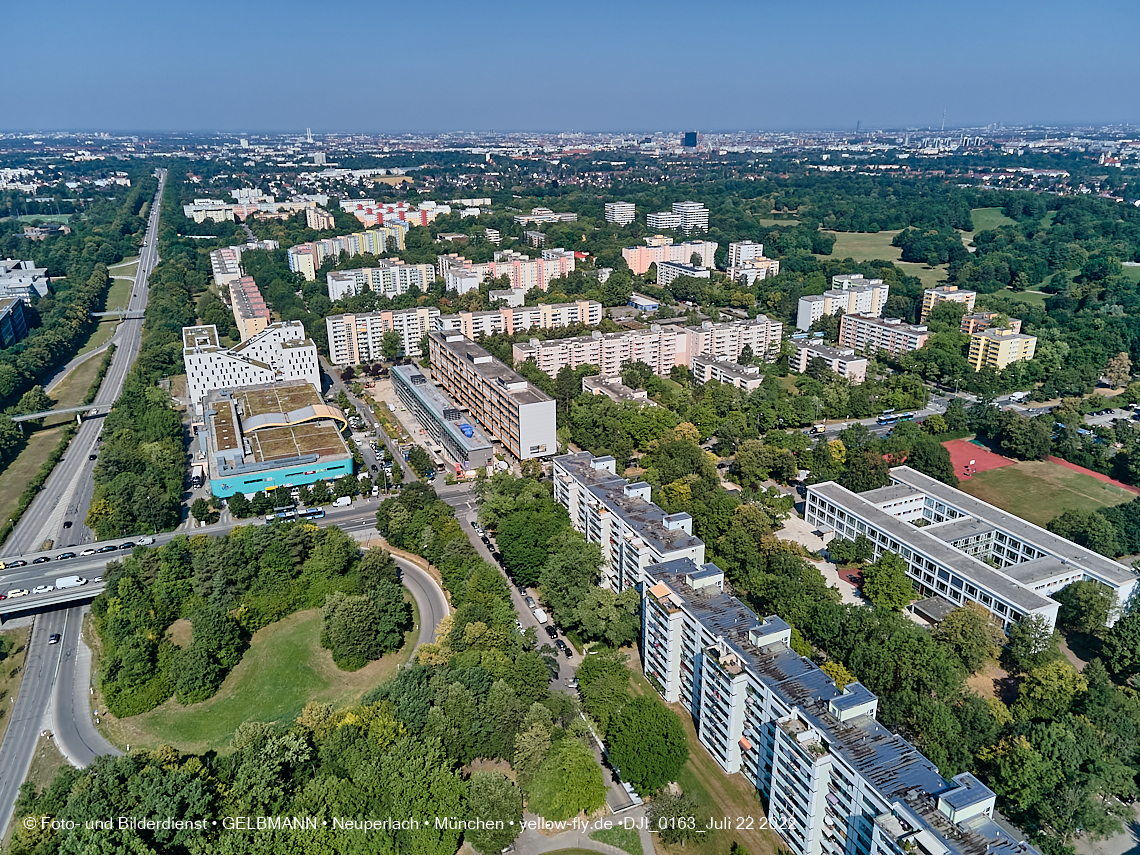 22.07.2022 - Plettzentrum und Montessori Schule in Neuperlach